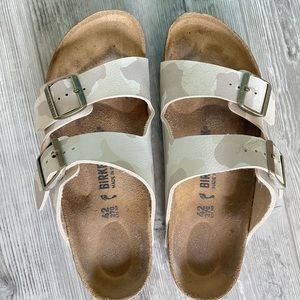 Birkenstocks camo size 11